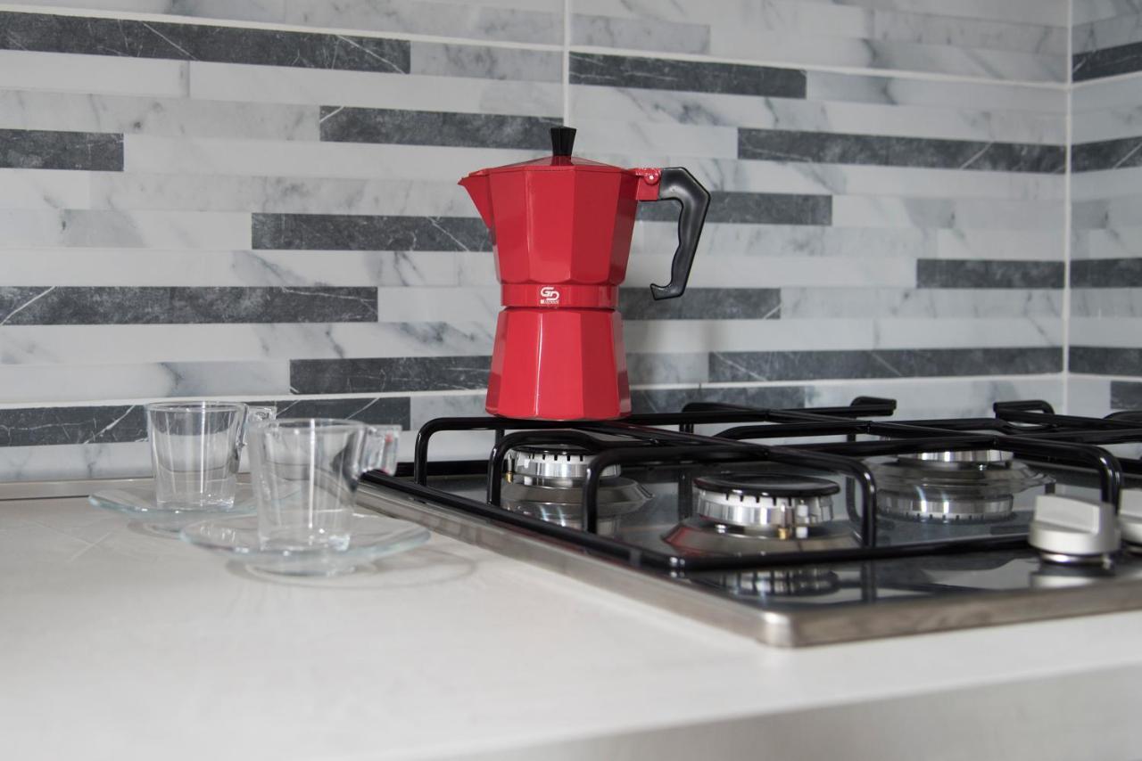 Apartment Youhosty - Venini 59 Milan